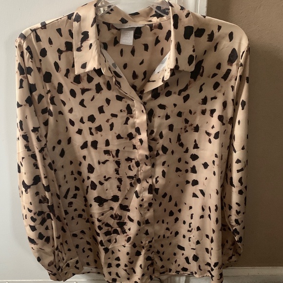 Long sleeve silk button down dress shirt in leopard color - Picture 1 of 3